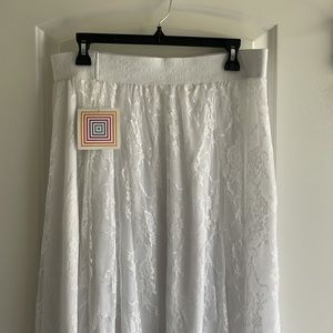 White XL skirt. Lace. Comfy and Casual to Dress! New with tags. Maxi skirt.